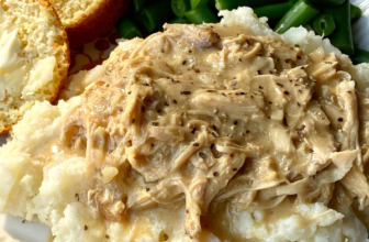 CROCK POT CHICKEN AND GRAVY