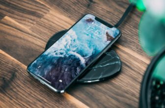 One of the best wi-fi chargers for 2025