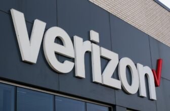 FCC approves Verizon’s $20 billion...