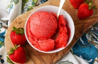 Strawberry Sorbet – Barefeet withi...