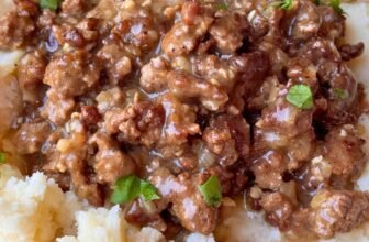 GROUND BEEF AND GRAVY – The Southe...