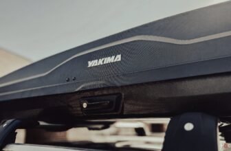 I really like this Yakima SkyBox Skinny,...