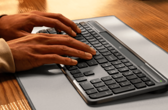 Logitech K980 Signature Slim Photo volta...